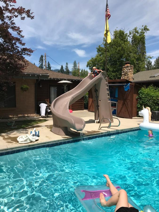 Dunmovin' Oregon Grants Pass Exterior photo