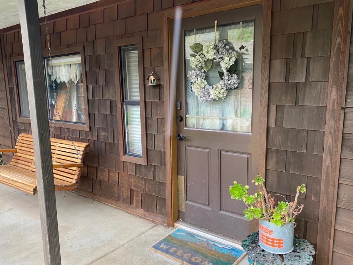 Dunmovin' Oregon Grants Pass Exterior photo